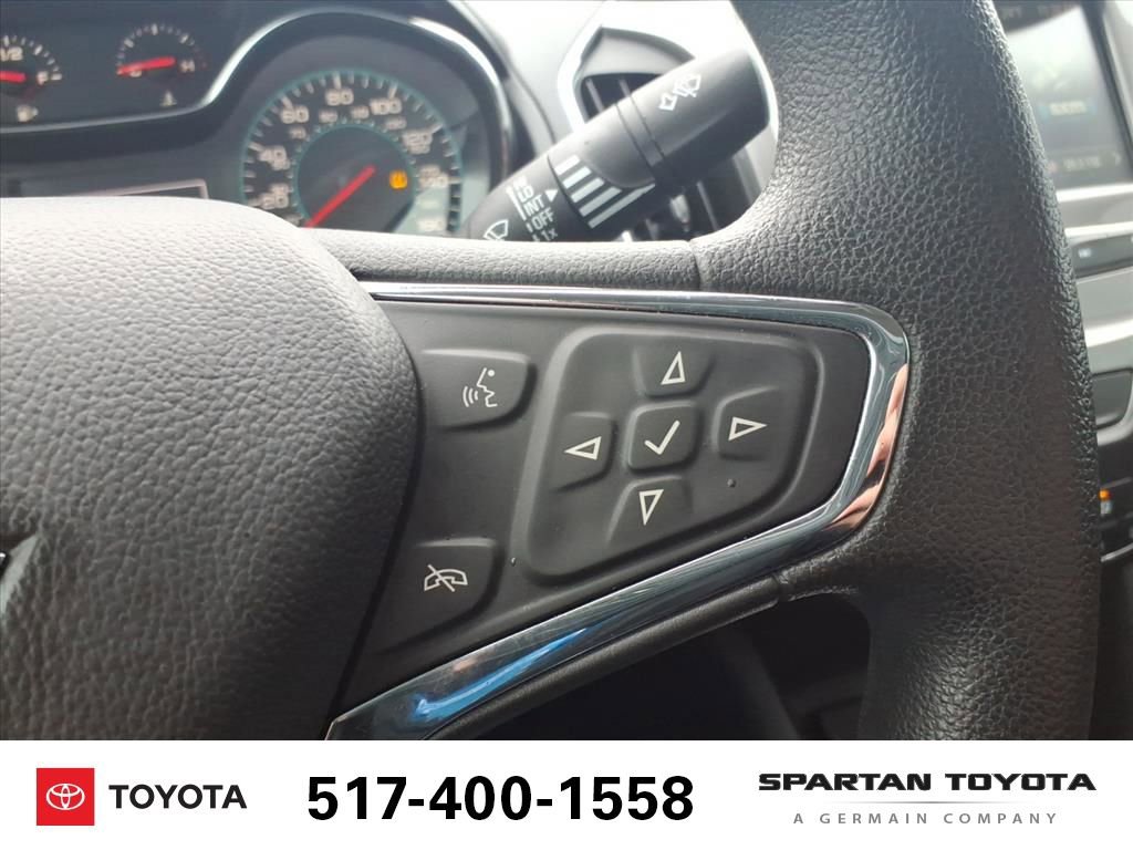 Used 2017 Chevrolet Cruze LT image 17