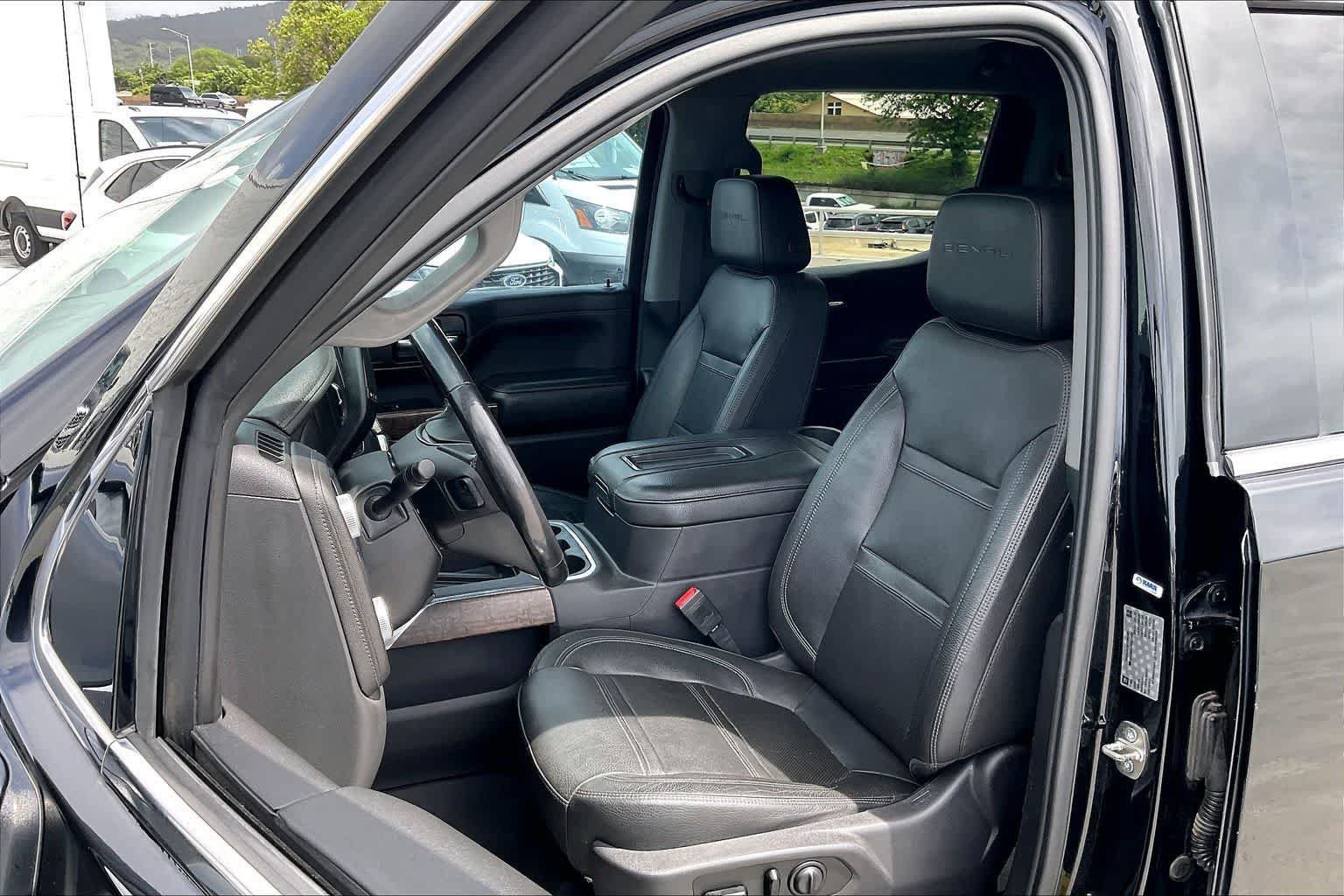 Used 2022 GMC Sierra 1500 Elevation w/ Preferred Package AWD/4WD image 11