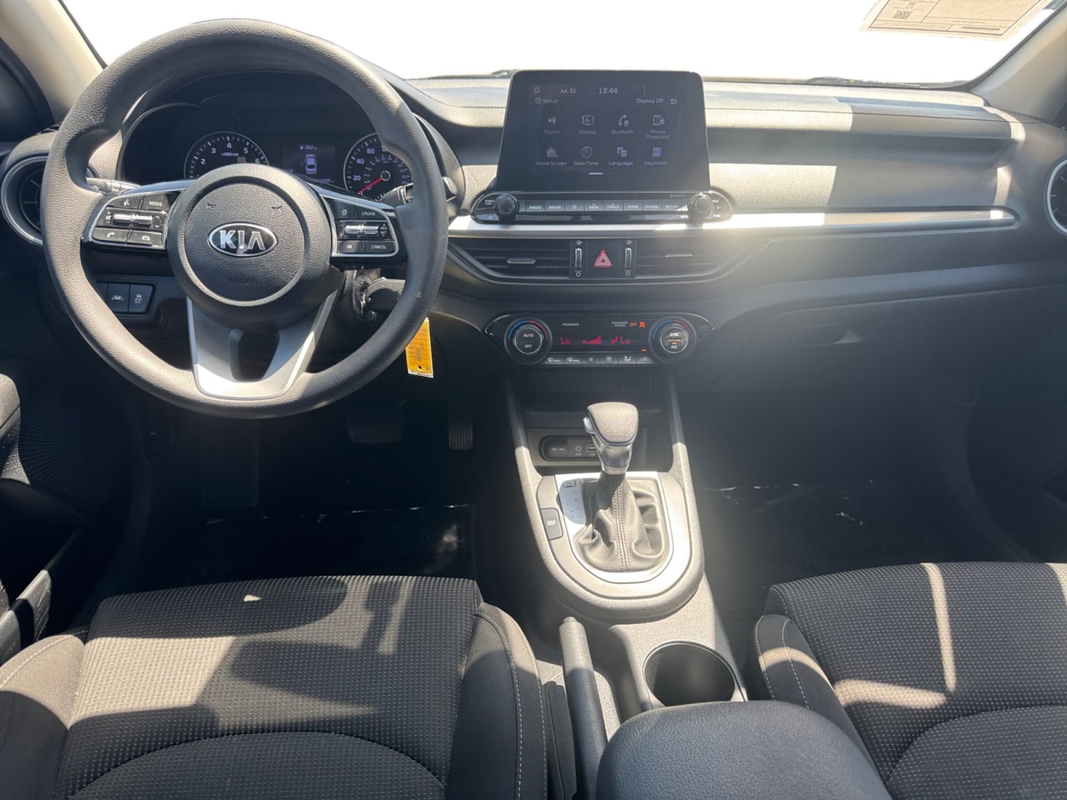 Used 2019 Kia Forte LXS FWD image 12