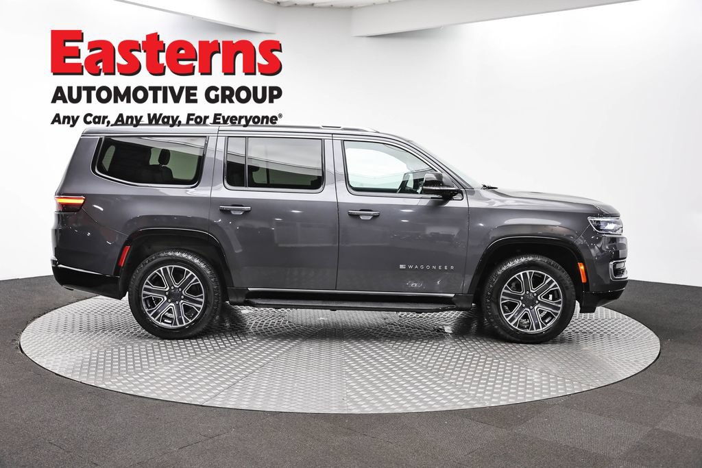 Used 2024 Jeep Wagoneer Series II AWD/4WD image 4