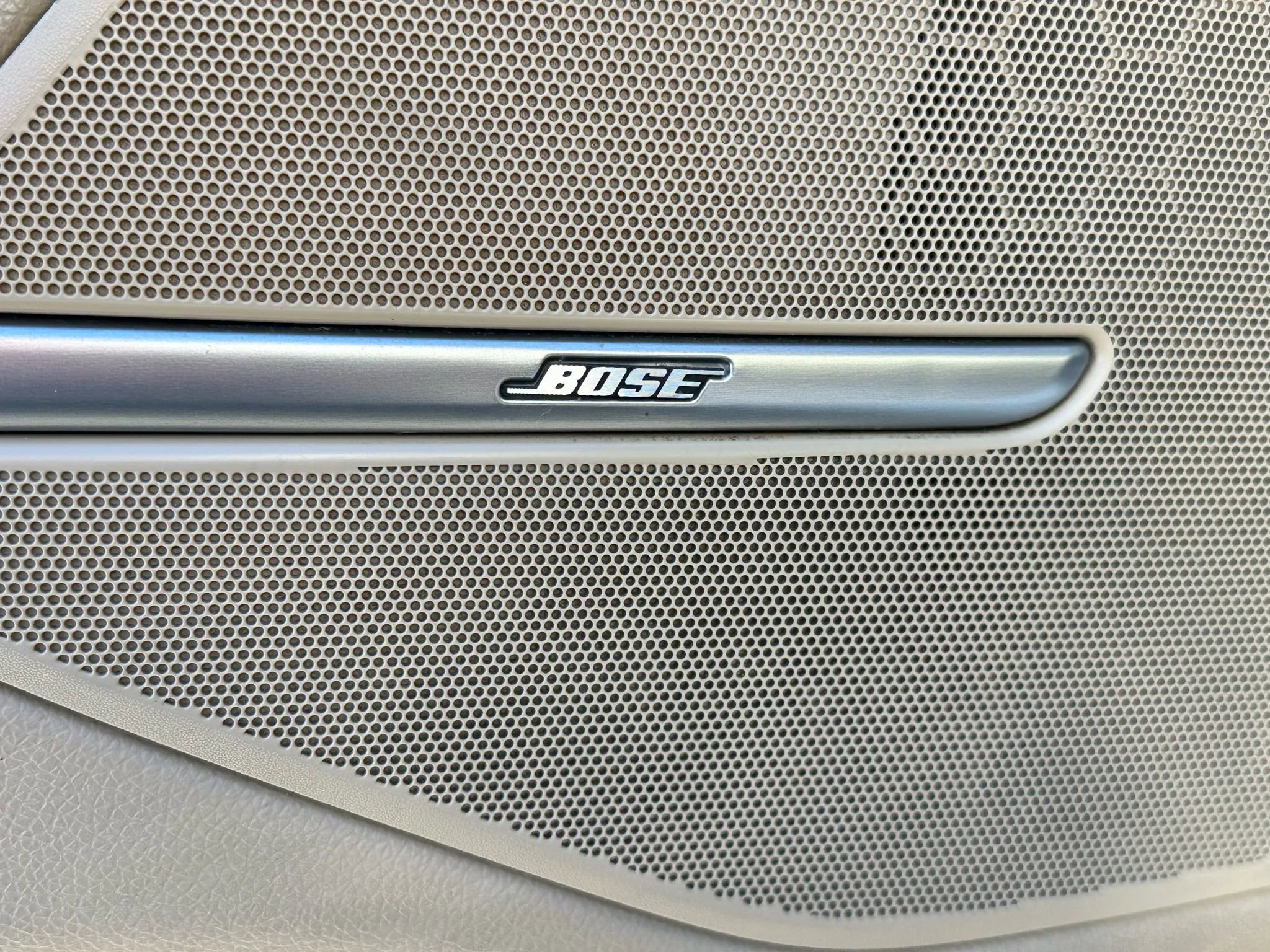 Used 2011 Cadillac CTS Luxury image 38