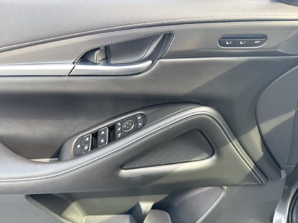 Used 2023 INFINITI QX60 Luxe w/ Cargo Package AWD/4WD image 21