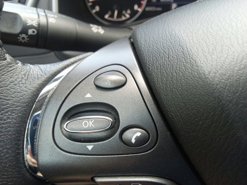 Used 2021 Nissan Murano SV FWD image 23