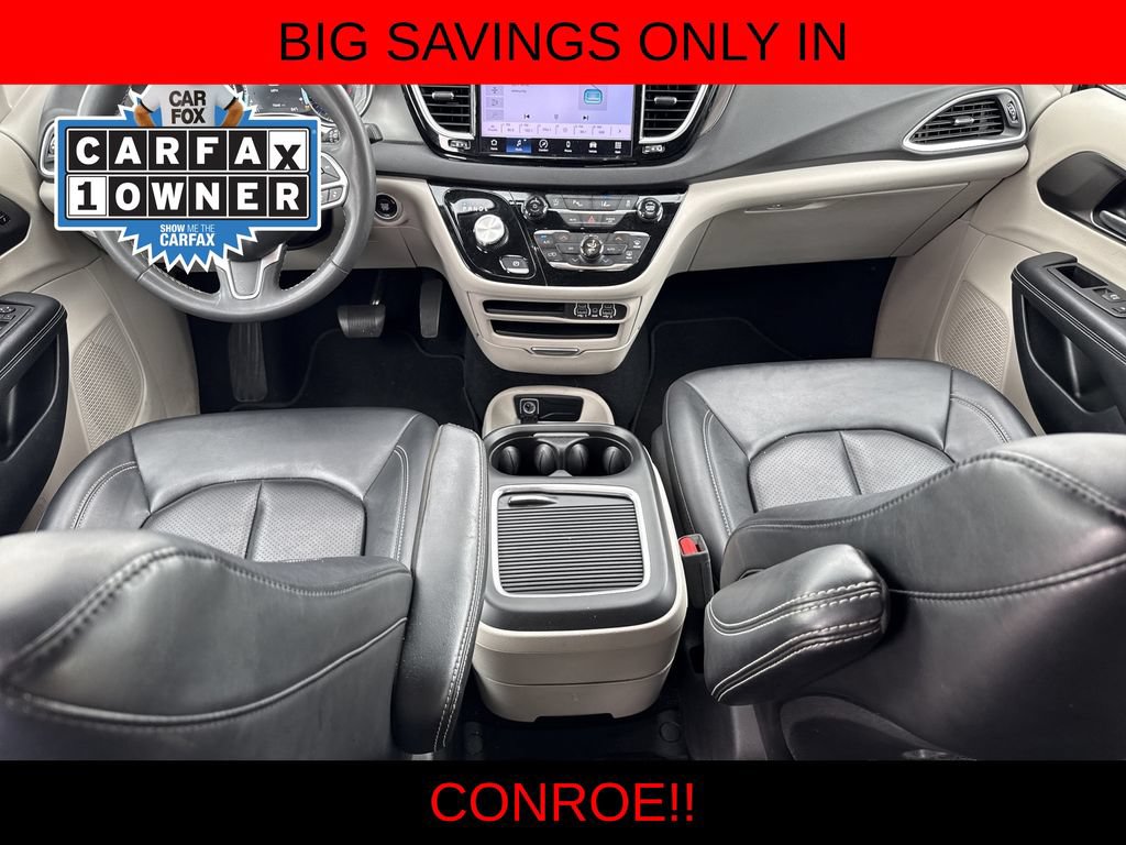 Used 2024 Chrysler Pacifica Touring-L FWD image 26