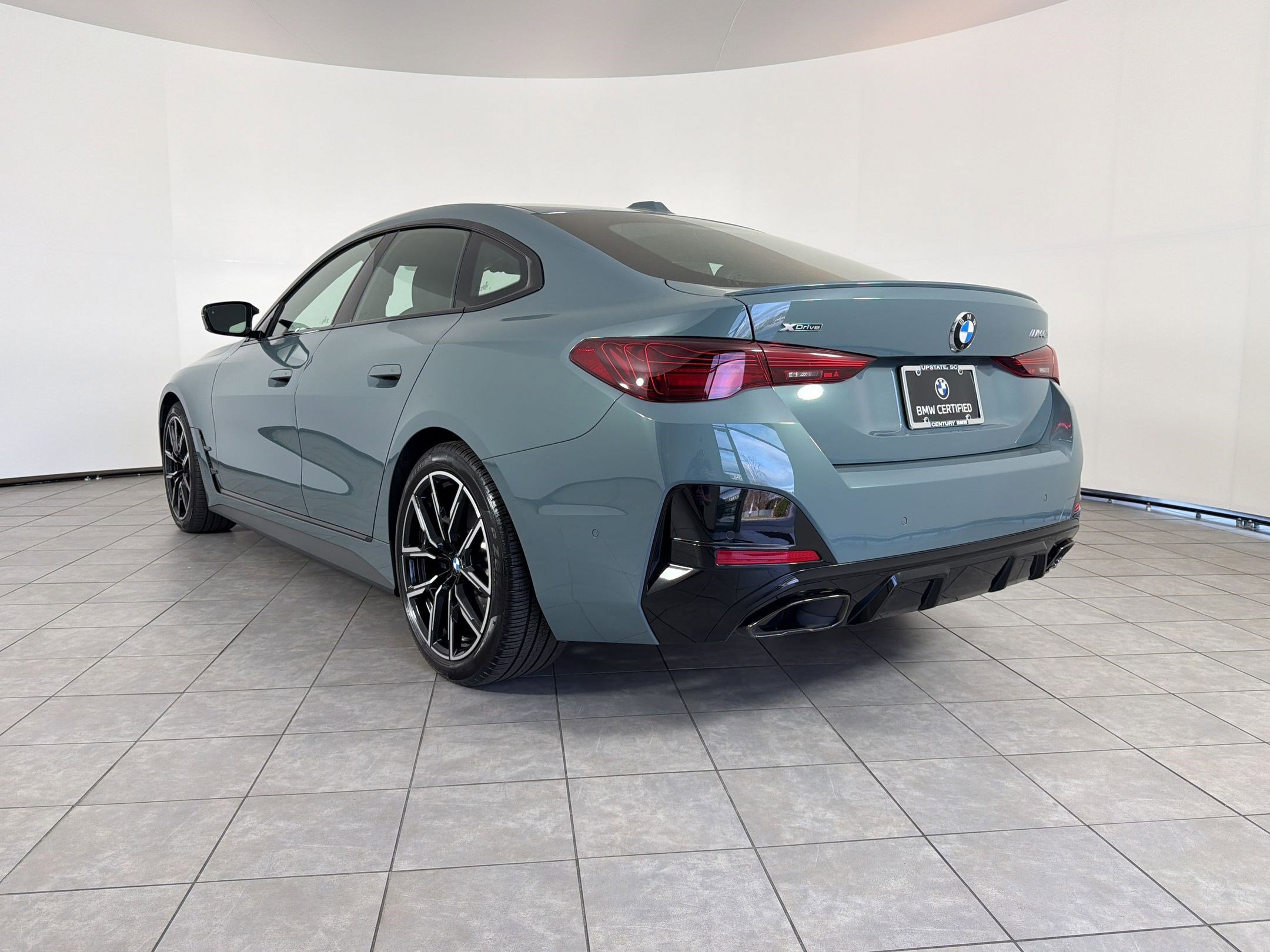 Certified 2026 BMW 440i xDrive w/ Premium Package image 3