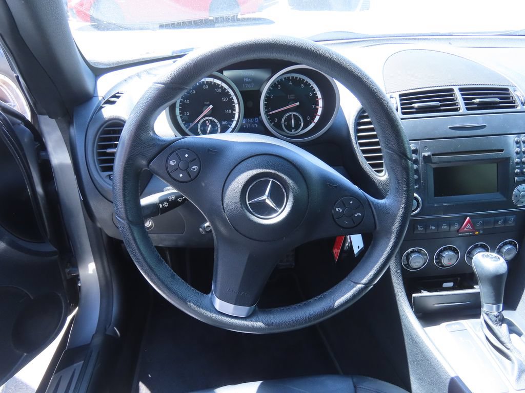 Used 2009 Mercedes-Benz SLK 300 image 6