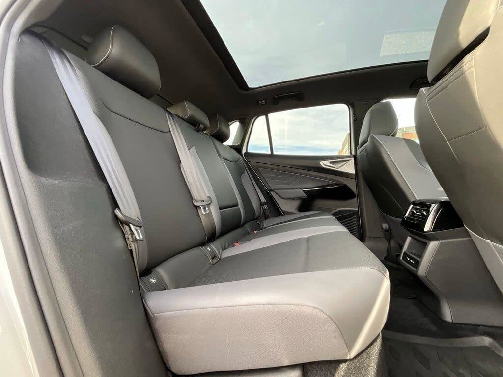 Used 2023 Volkswagen ID.4 Pro S image 14