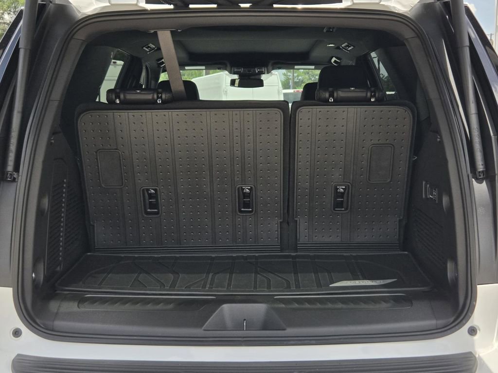 Used 2025 Chevrolet Tahoe LT w/ Comfort Package RWD image 42