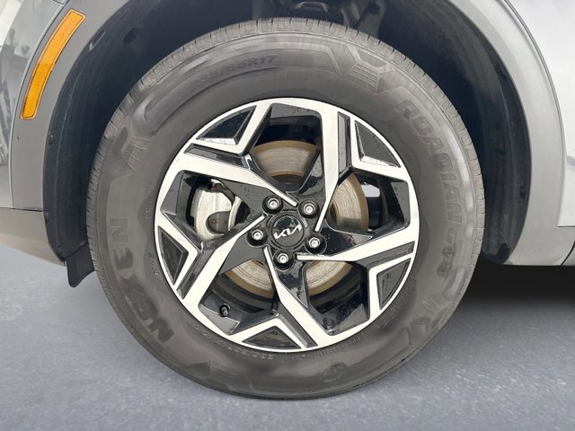 Used 2025 Kia Sportage LX image 21