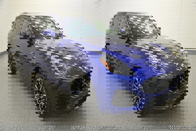 Used 2023 Maserati Grecale Modena AWD/4WD image 6