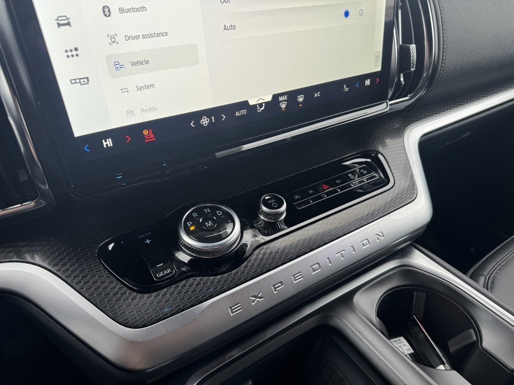 New 2025 Ford Expedition Max Platinum w/ Stealth Performance Package image 22