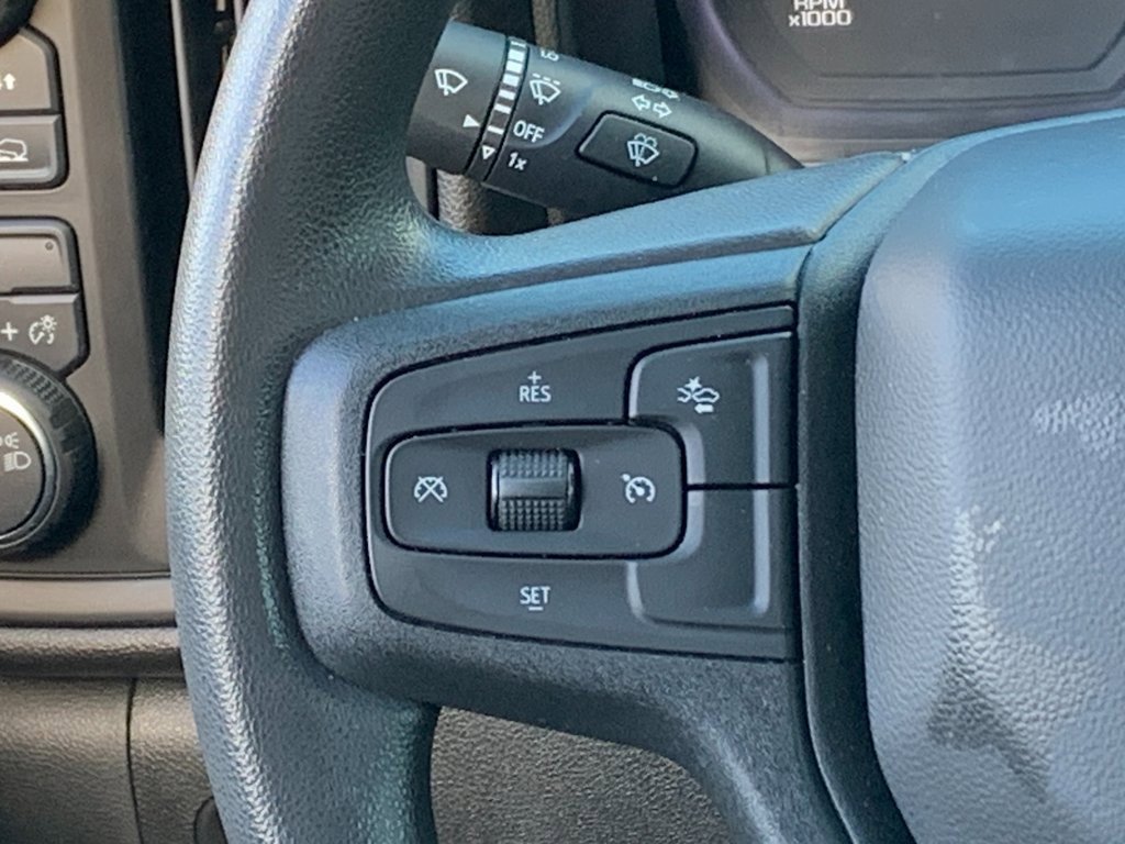 Used 2022 Chevrolet Silverado 1500 Custom image 8