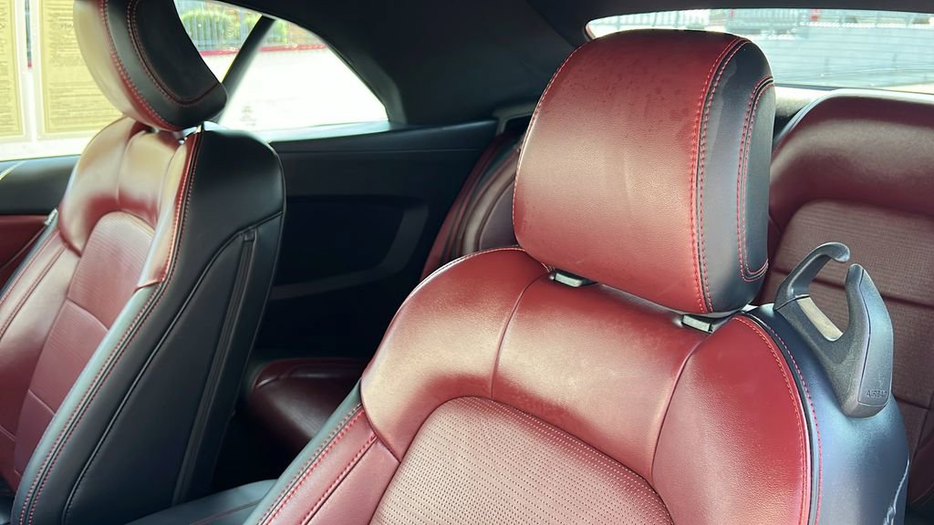 Certified 2025 Ford Mustang Premium image 14