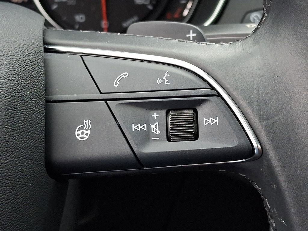 Used 2023 Audi Q5 2.0T Premium w/ Convenience Package image 23