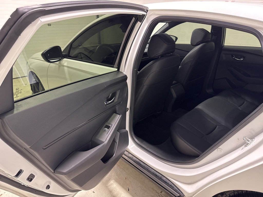 Used 2023 Honda Accord Sport image 29