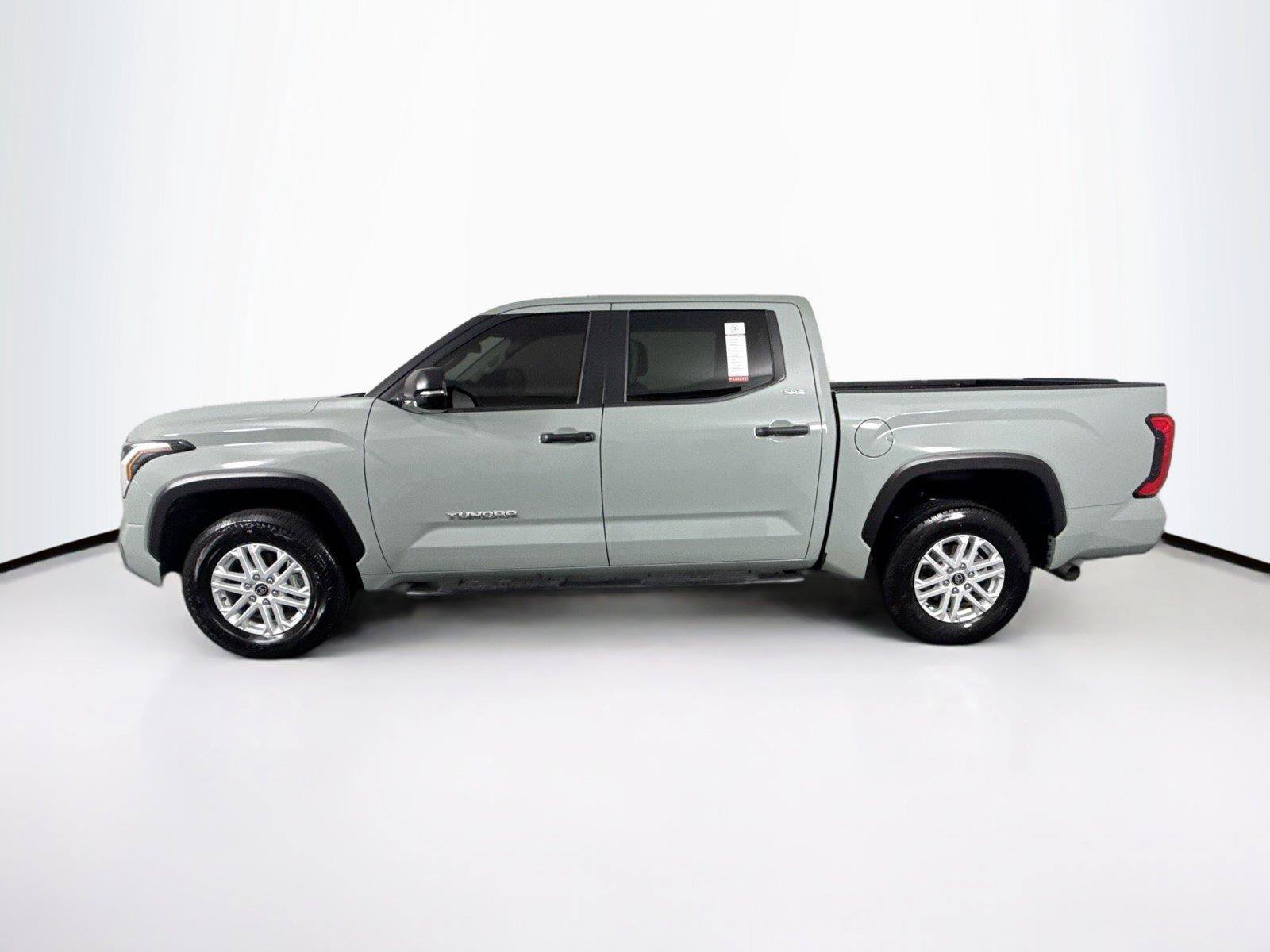 Used 2024 Toyota Tundra SR5 w/ SR5 Convenience Package AWD/4WD image 12