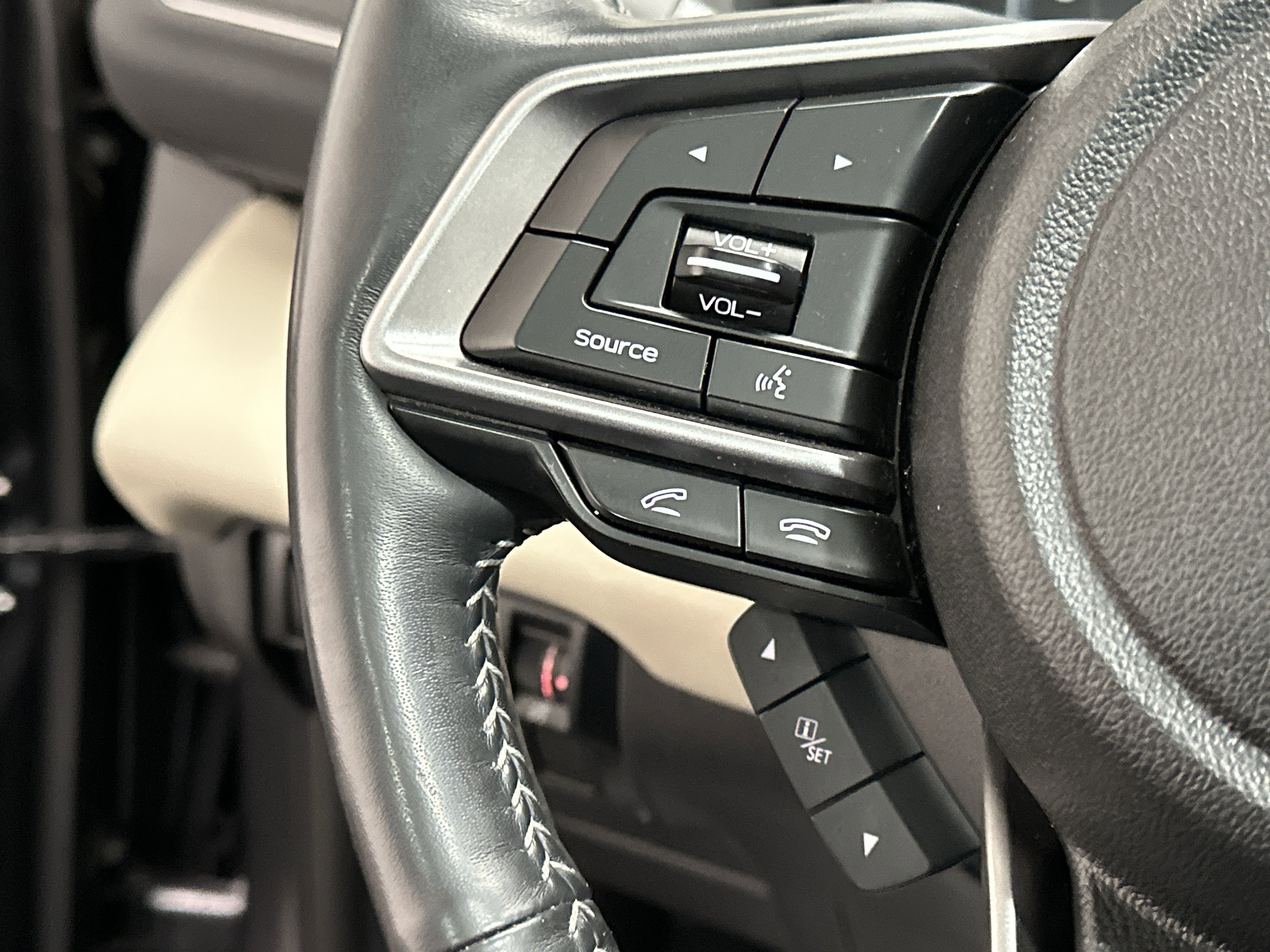 Used 2021 Subaru Ascent Touring w/ Popular Package #2A image 31