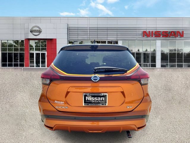 Certified 2021 Nissan Kicks SV w/ Exterior Package FWD image 3