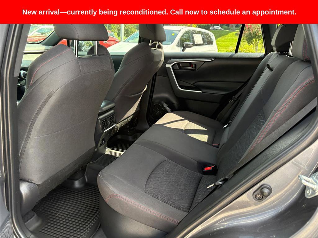 Used 2021 Toyota RAV4 SE w/ Weather & Moonroof Package AWD/4WD image 21