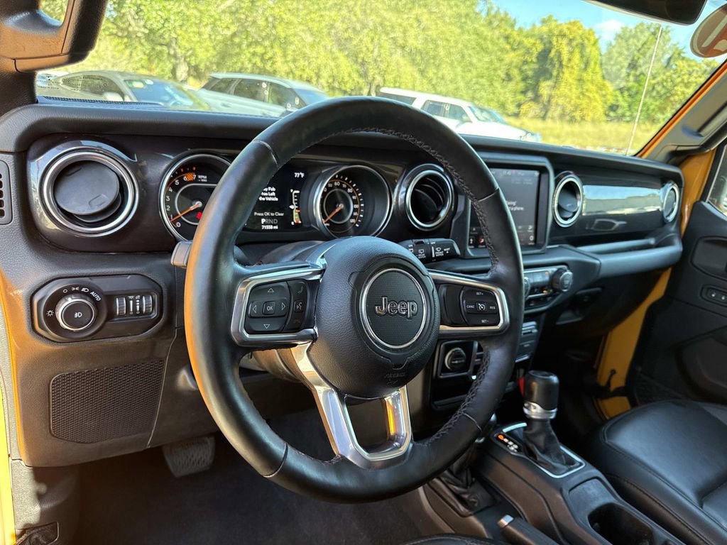 Used 2021 Jeep Wrangler Unlimited Sahara image 33