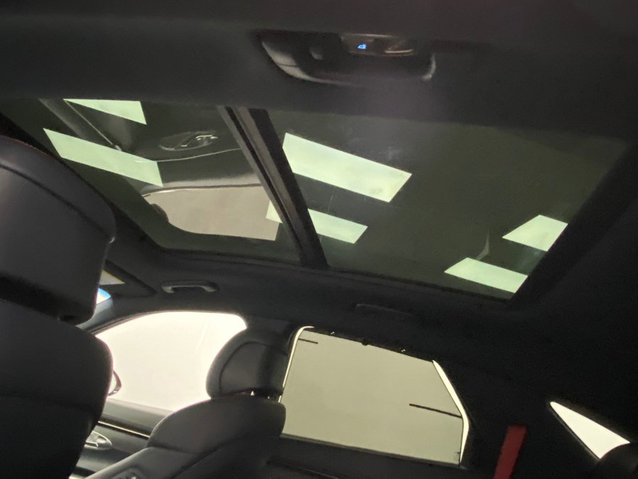 Used 2023 Genesis GV70 2.5T w/ Sport Prestige Package image 39