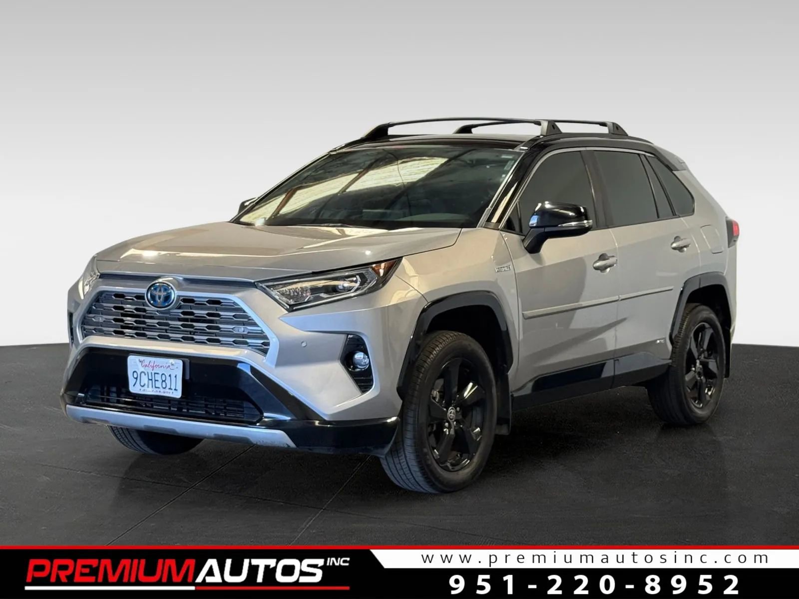 Used 2021 Toyota RAV4 XSE image 1