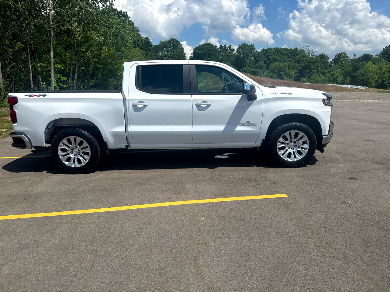 Used 2019 Chevrolet Silverado 1500 LT image 4