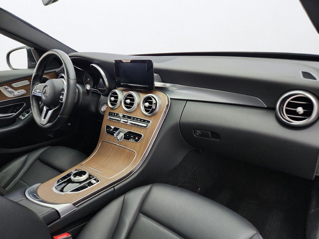 Used 2019 Mercedes-Benz C 300 4MATIC Sedan image 28
