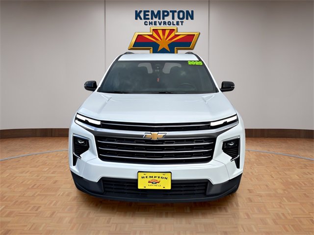 Used 2025 Chevrolet Traverse LT