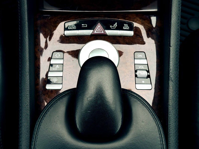 Used 2010 Mercedes-Benz CL 550 4MATIC image 24