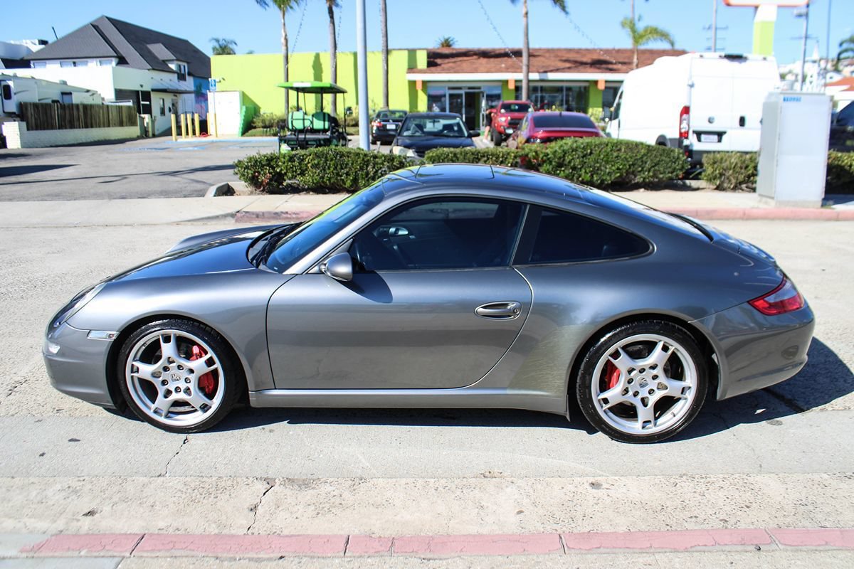 Used 2007 Porsche 911 Carrera S RWD image 2