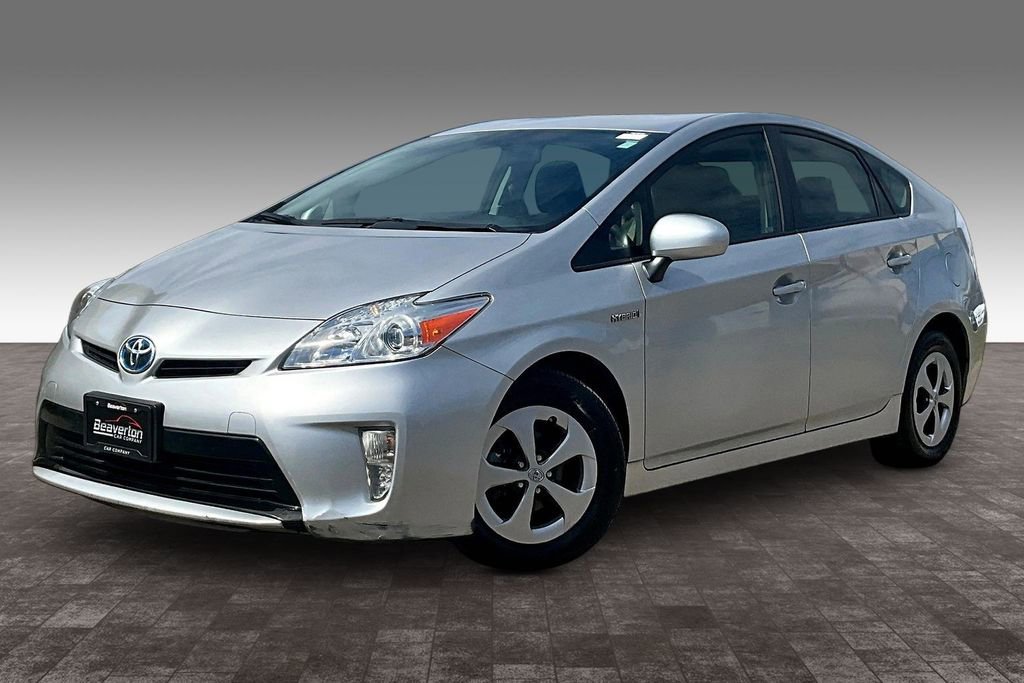 Used 2015 Toyota Prius Two image 2