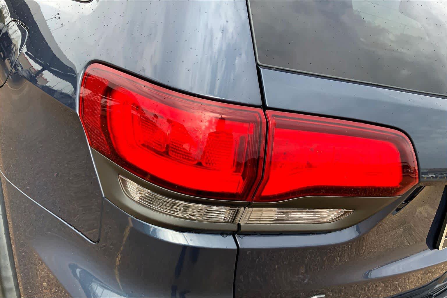 Used 2019 Jeep Grand Cherokee Trailhawk AWD/4WD image 27