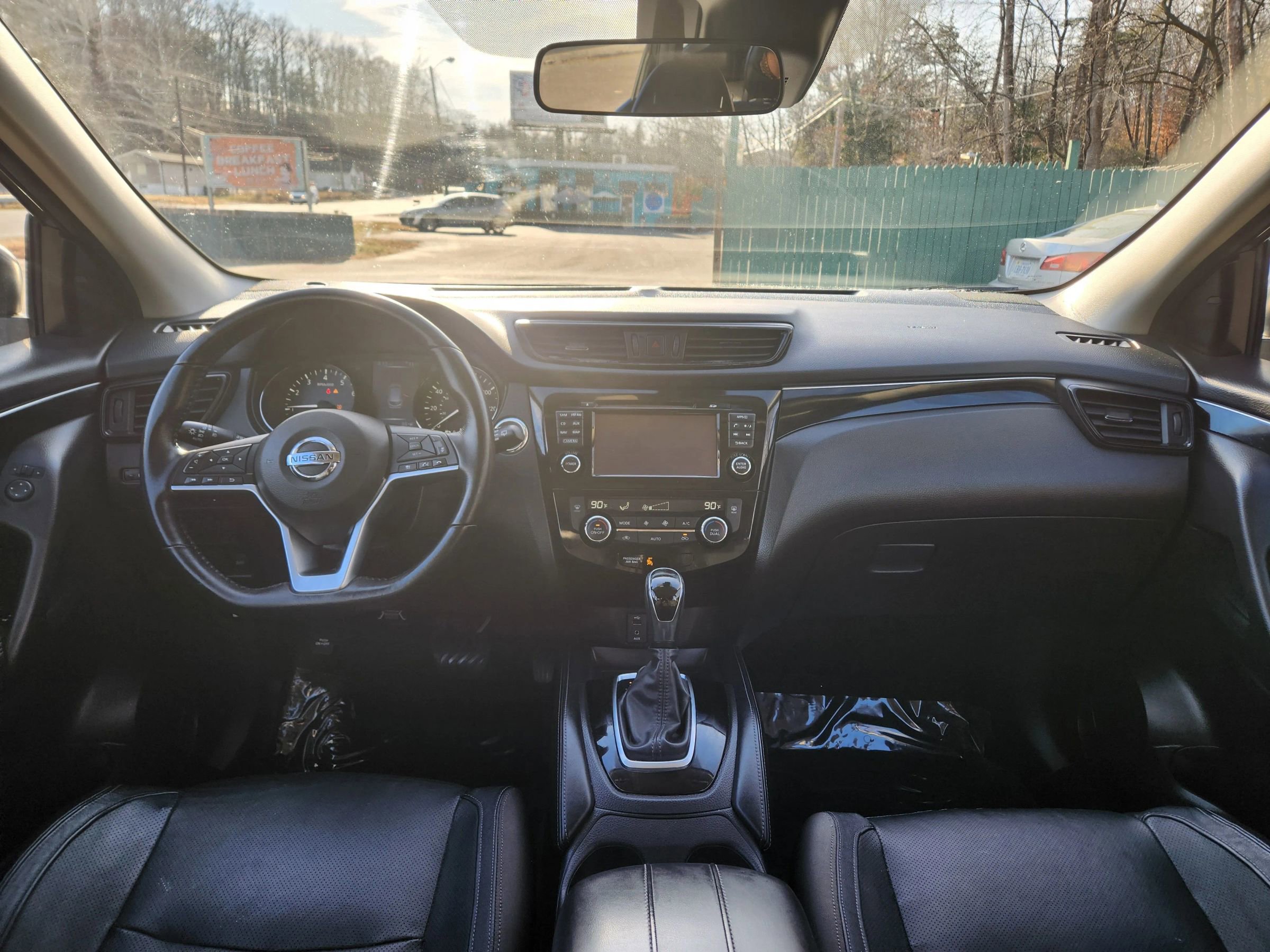 Used 2018 Nissan Rogue Sport SL w/ SL Premium Package image 29