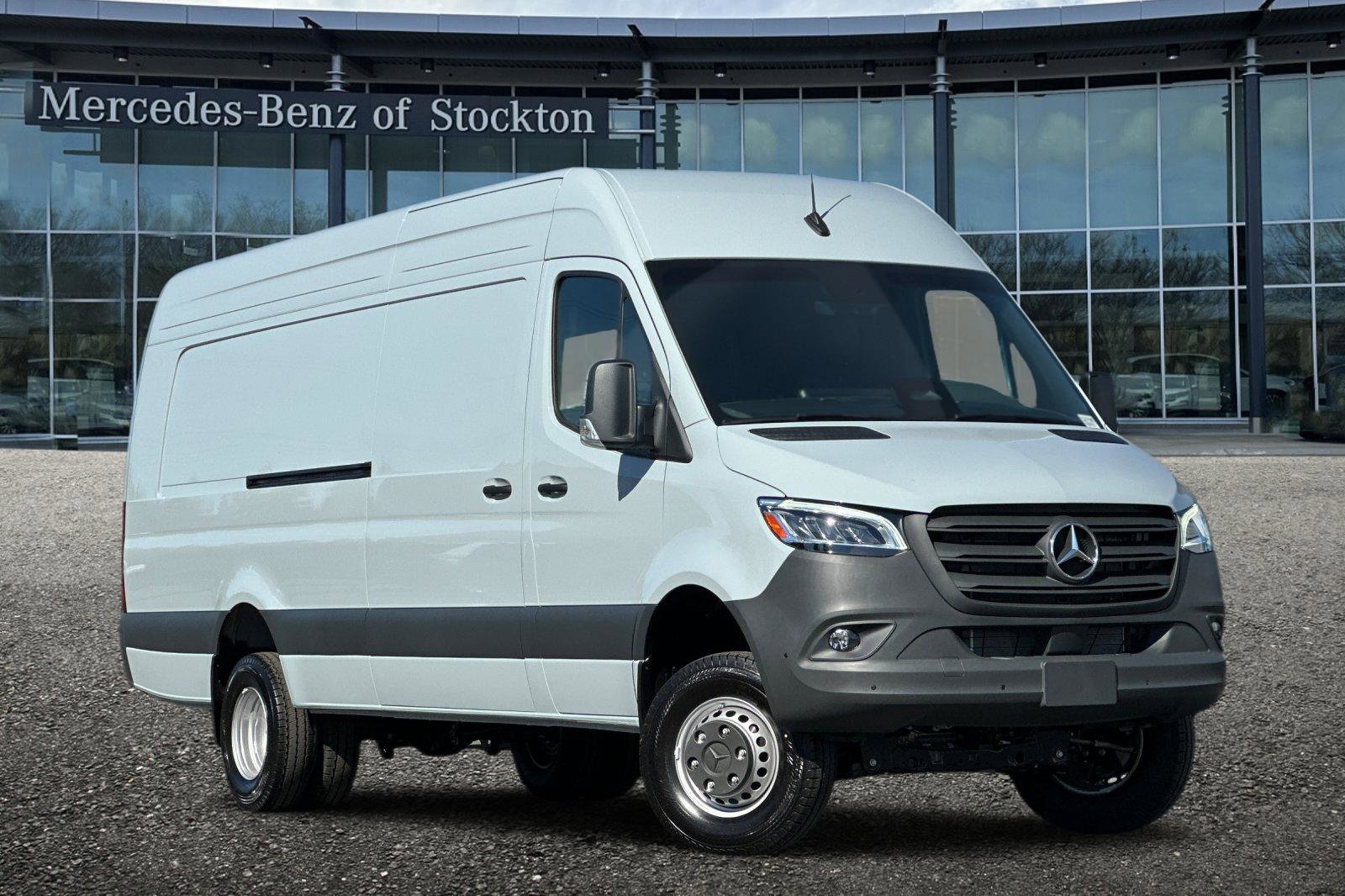 New 2026 Mercedes-Benz Sprinter 3500 image 2