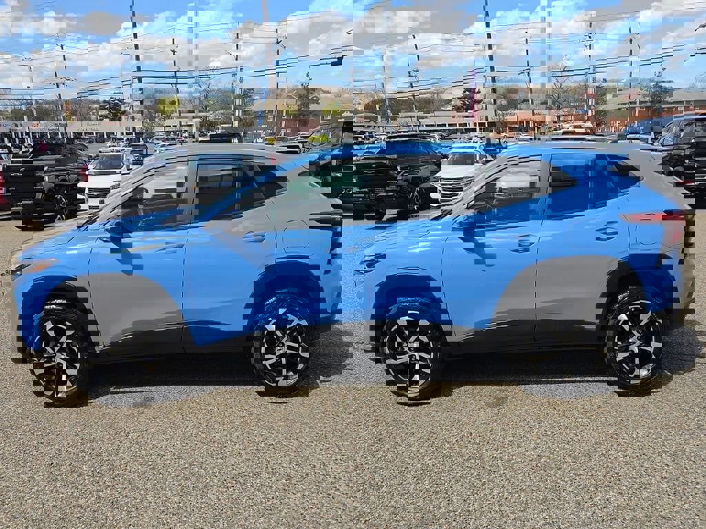 Used 2024 Chevrolet Trax RS w/ Sunroof Package image 6