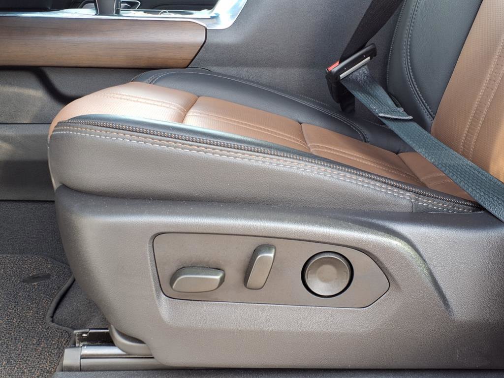 Certified 2024 Chevrolet Silverado 1500 High Country w/ Z71 Off-Road Package image 12