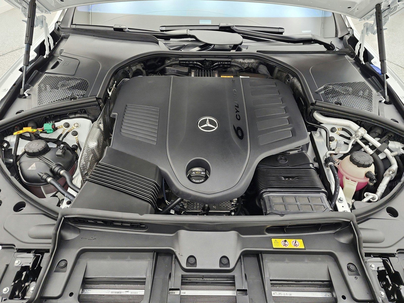 New 2026 Mercedes-Benz S 580e 4MATIC Sedan image 12