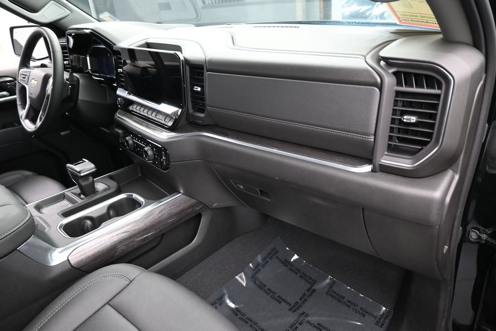 Used 2026 Chevrolet Silverado 1500 LTZ RWD image 53