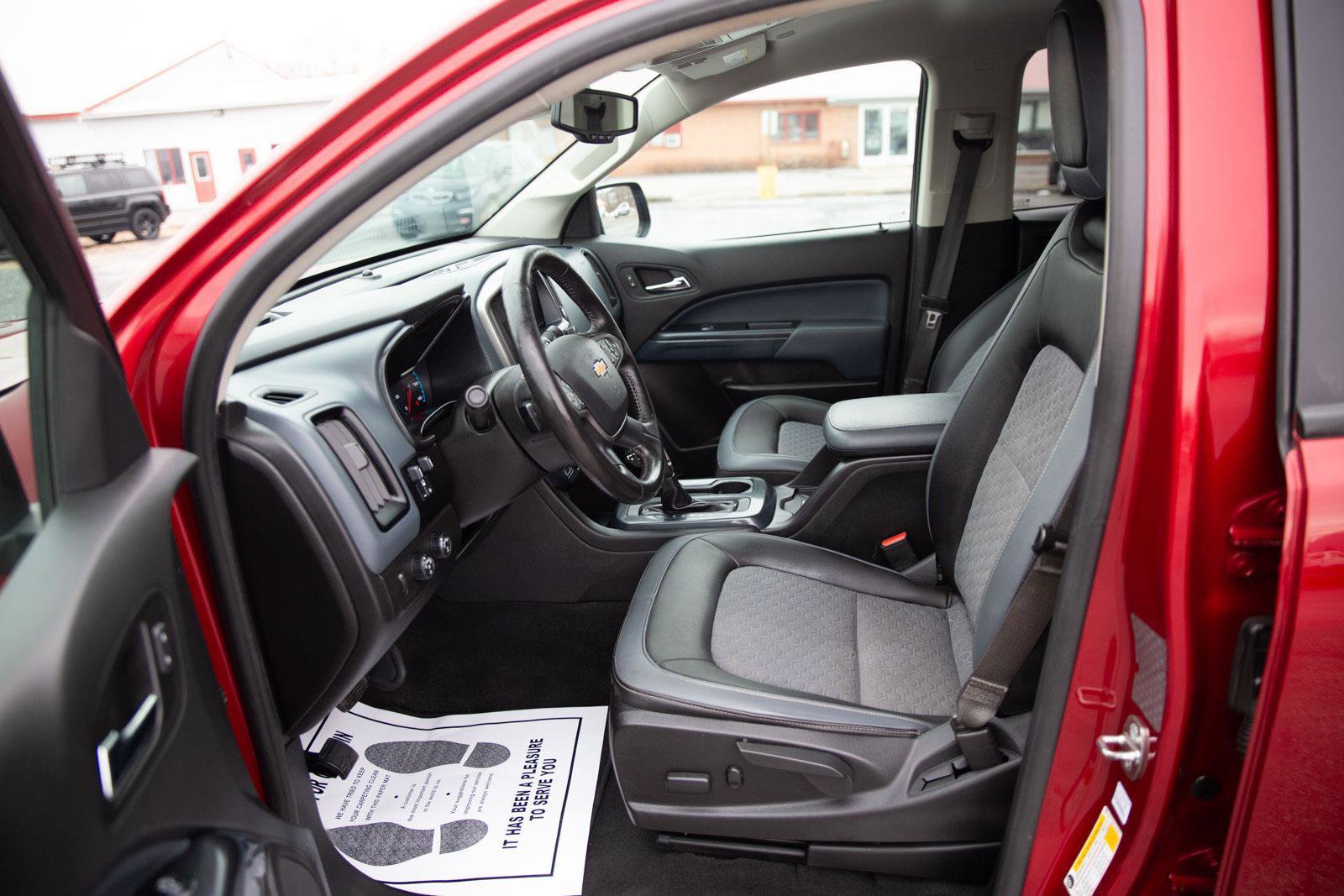 Used 2020 Chevrolet Colorado Z71 w/ Safety Package image 21