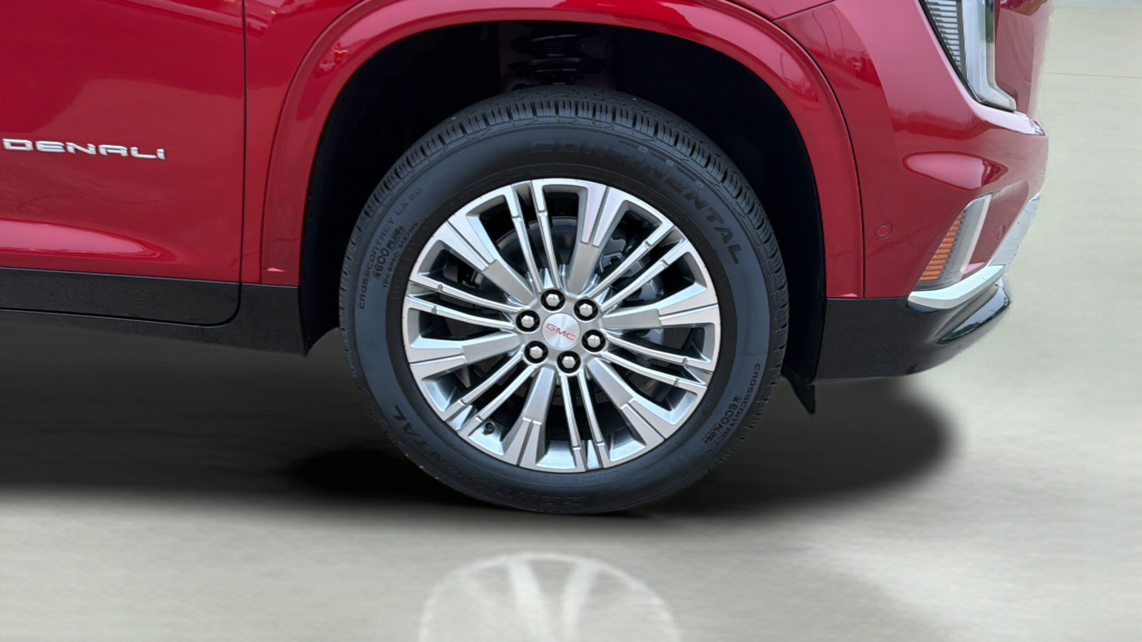 New 2027 GMC Acadia Denali w/ LPO, Floor Liner Package AWD/4WD image 31
