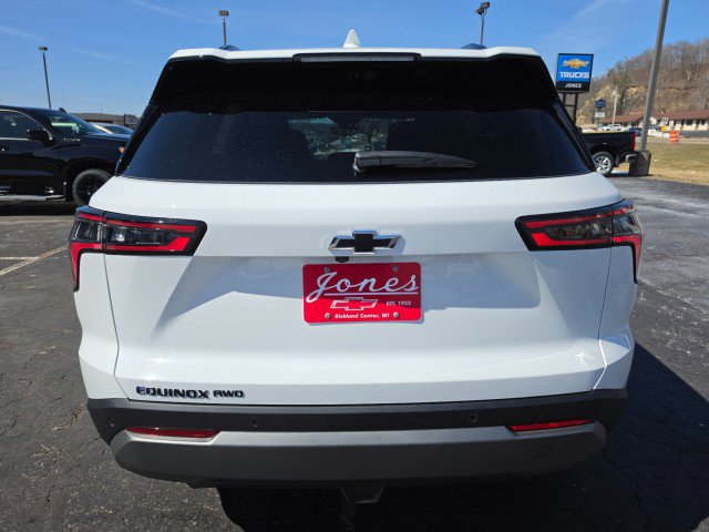 New 2026 Chevrolet Equinox LT image 4
