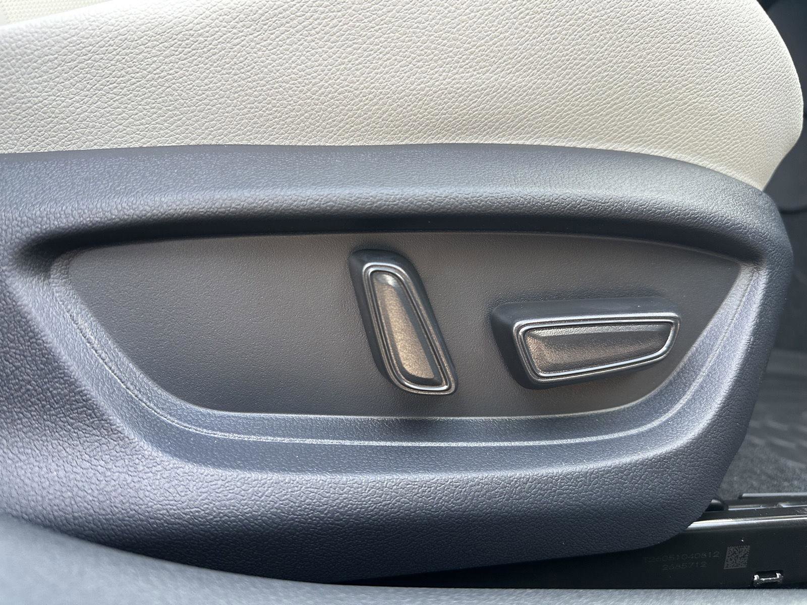 New 2026 Toyota Camry XLE image 18