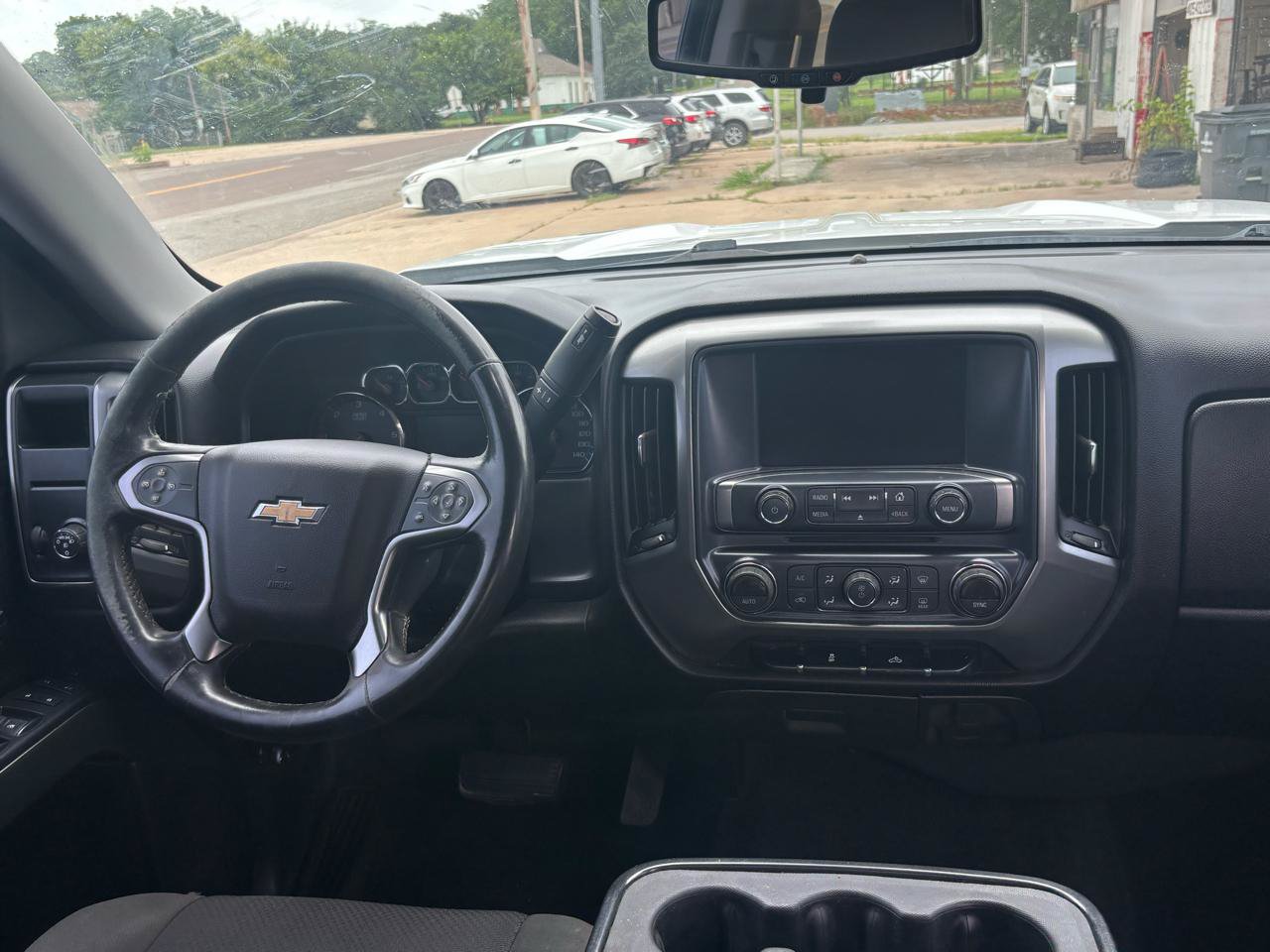 Used 2018 Chevrolet Silverado 1500 LT w/ Texas Edition RWD image 7