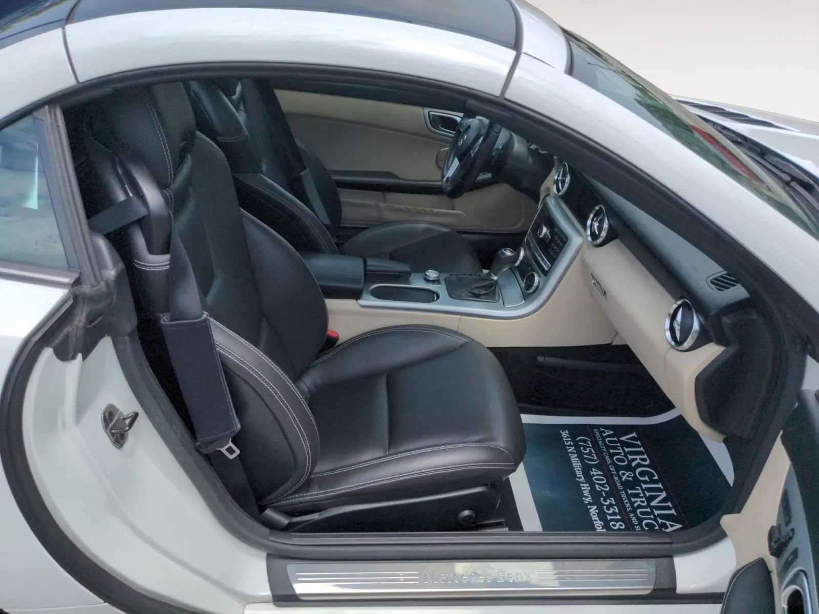 Used 2014 Mercedes-Benz SLK 250 image 14