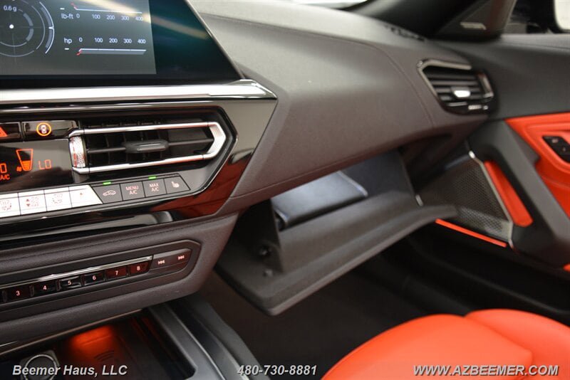 Used 2023 BMW Z4 M40i w/ Premium Package image 26
