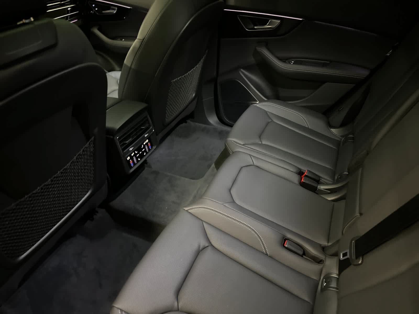 New 2027 Audi Q8 Premium Plus AWD/4WD image 4