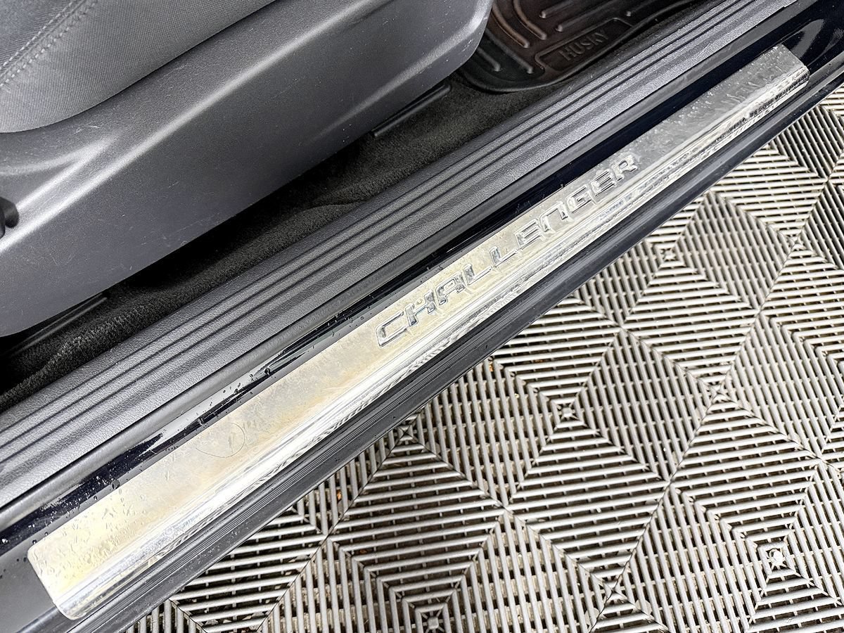Used 2012 Dodge Challenger R/T RWD image 38