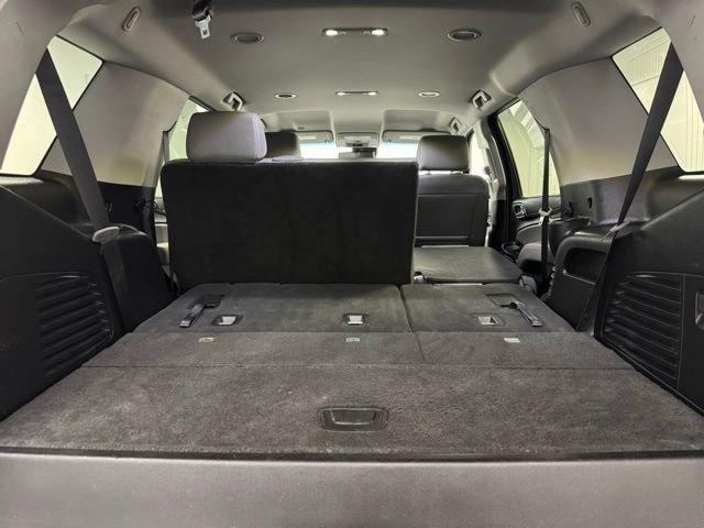 Used 2019 Chevrolet Tahoe LT w/ RST Edition AWD/4WD image 39