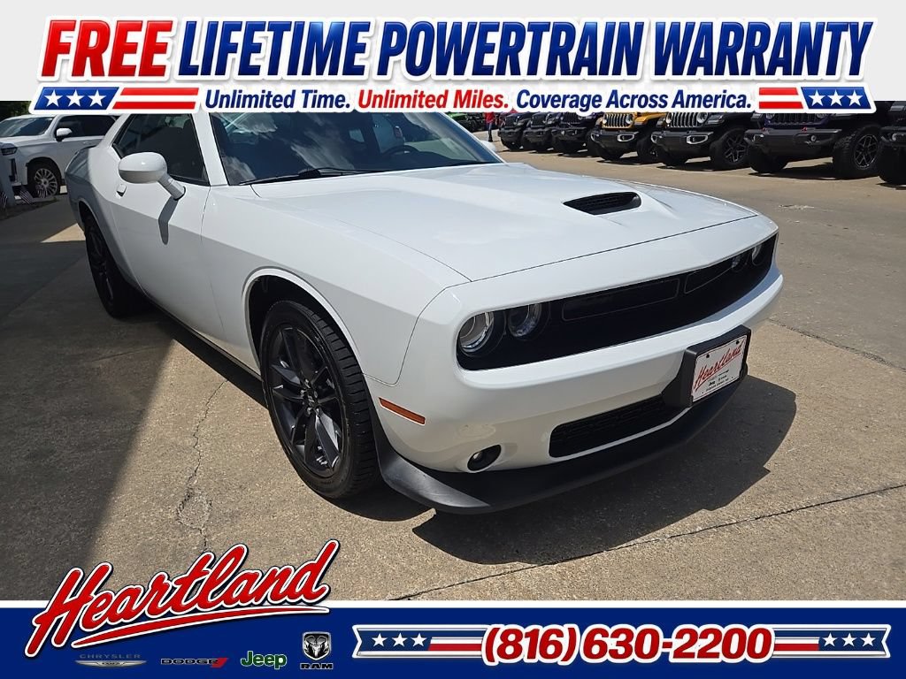 Used 2022 Dodge Challenger GT w/ Blacktop Package AWD/4WD image 16